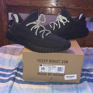 Yeezy 350 V2 Black Non Reflective X2 Size 10